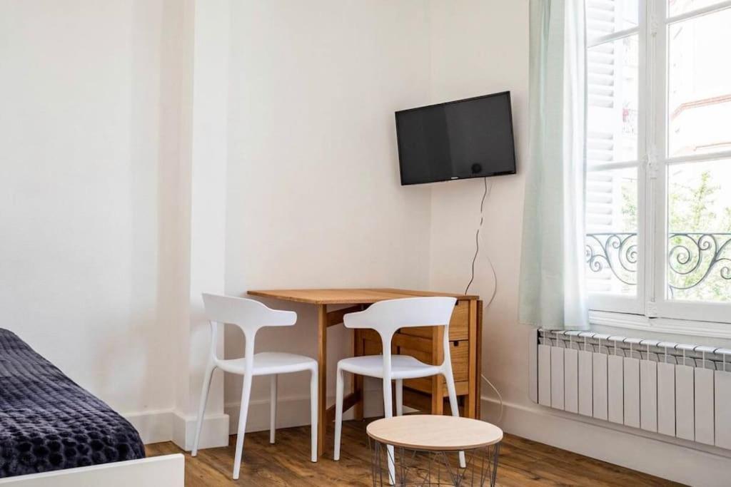 Ferienwohnung Le Ferdinand T2 En Hypercentre Poitiers Exterior foto